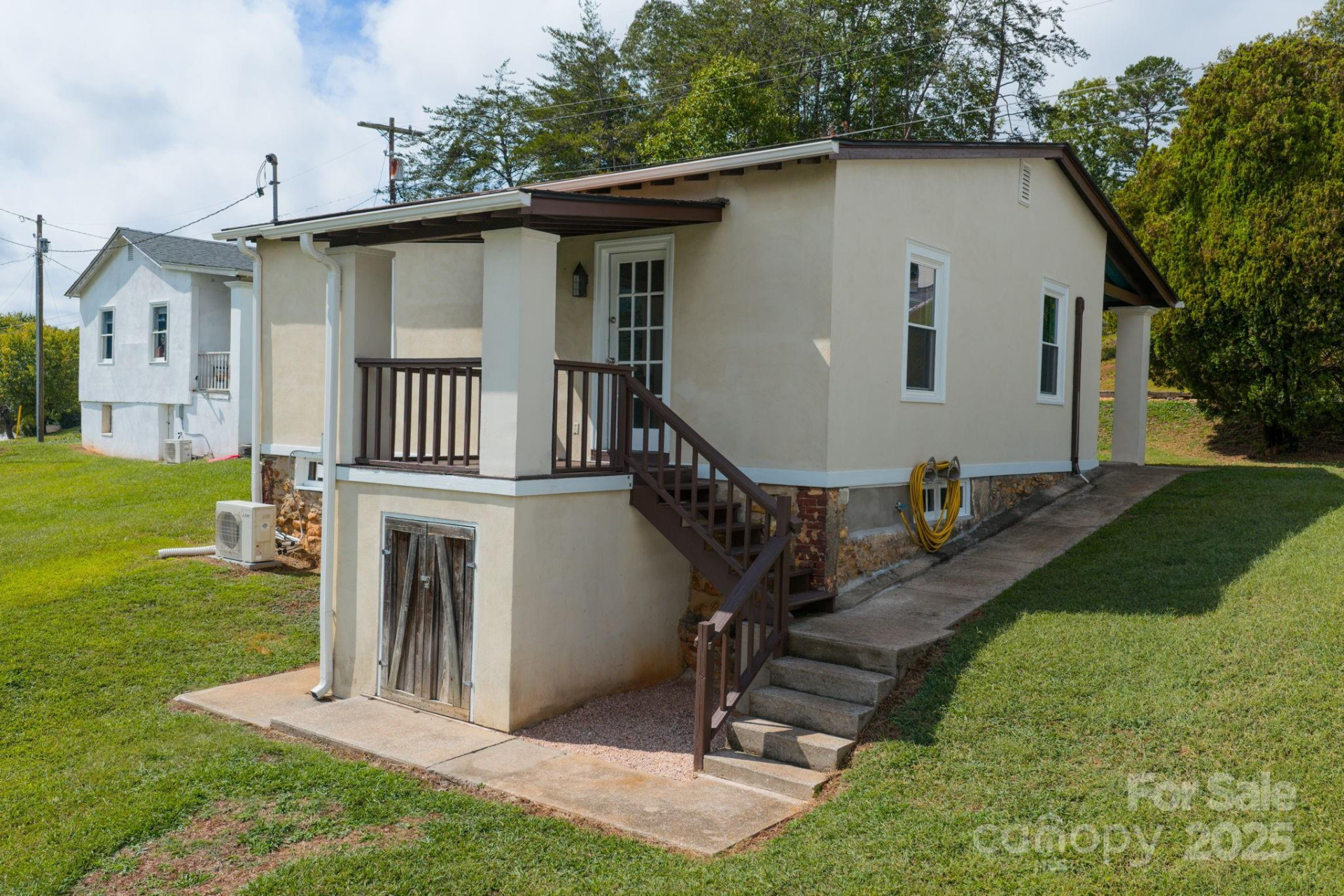 610 Miller Avenue - Photo 13