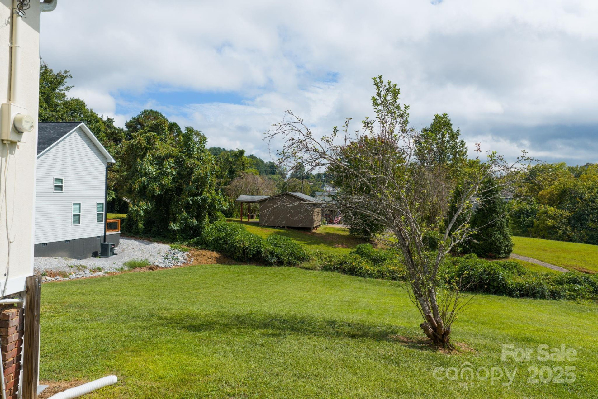 610 Miller Avenue - Photo 6