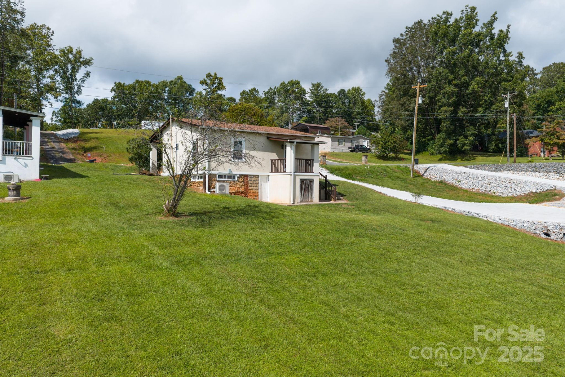 610 Miller Avenue - Photo 7