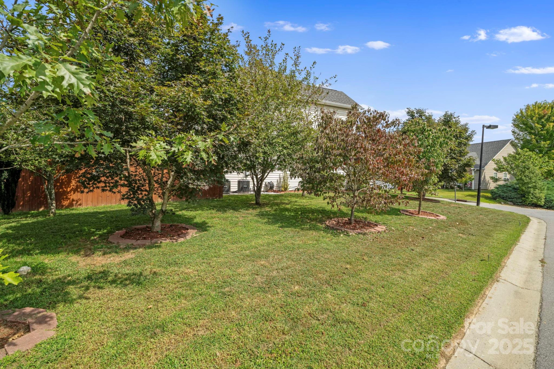 2 Breyerton Court - Photo 42