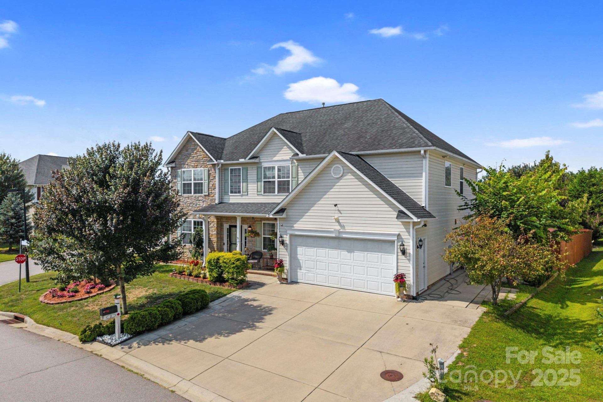 2 Breyerton Court - Photo 46