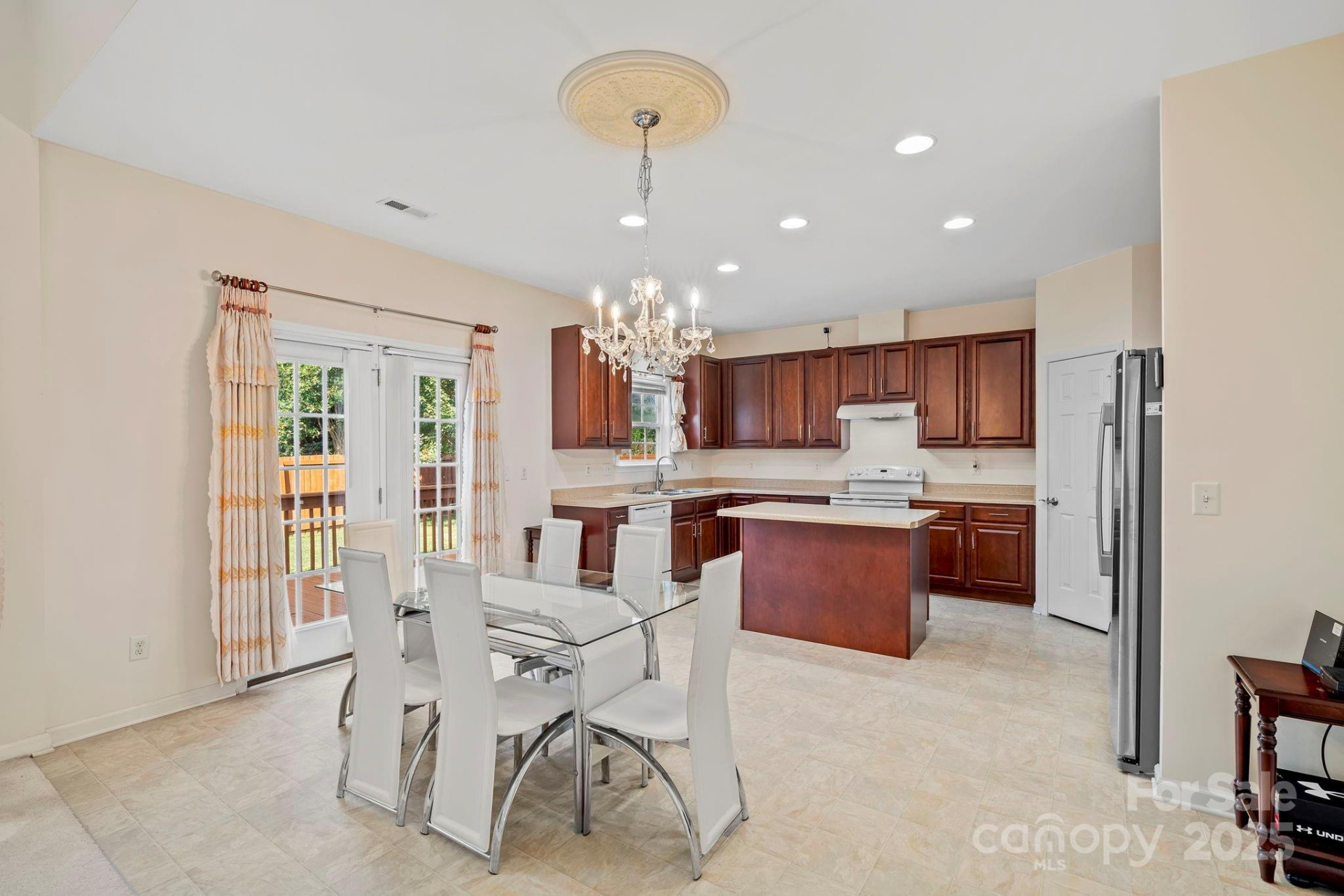 2 Breyerton Court - Photo 10