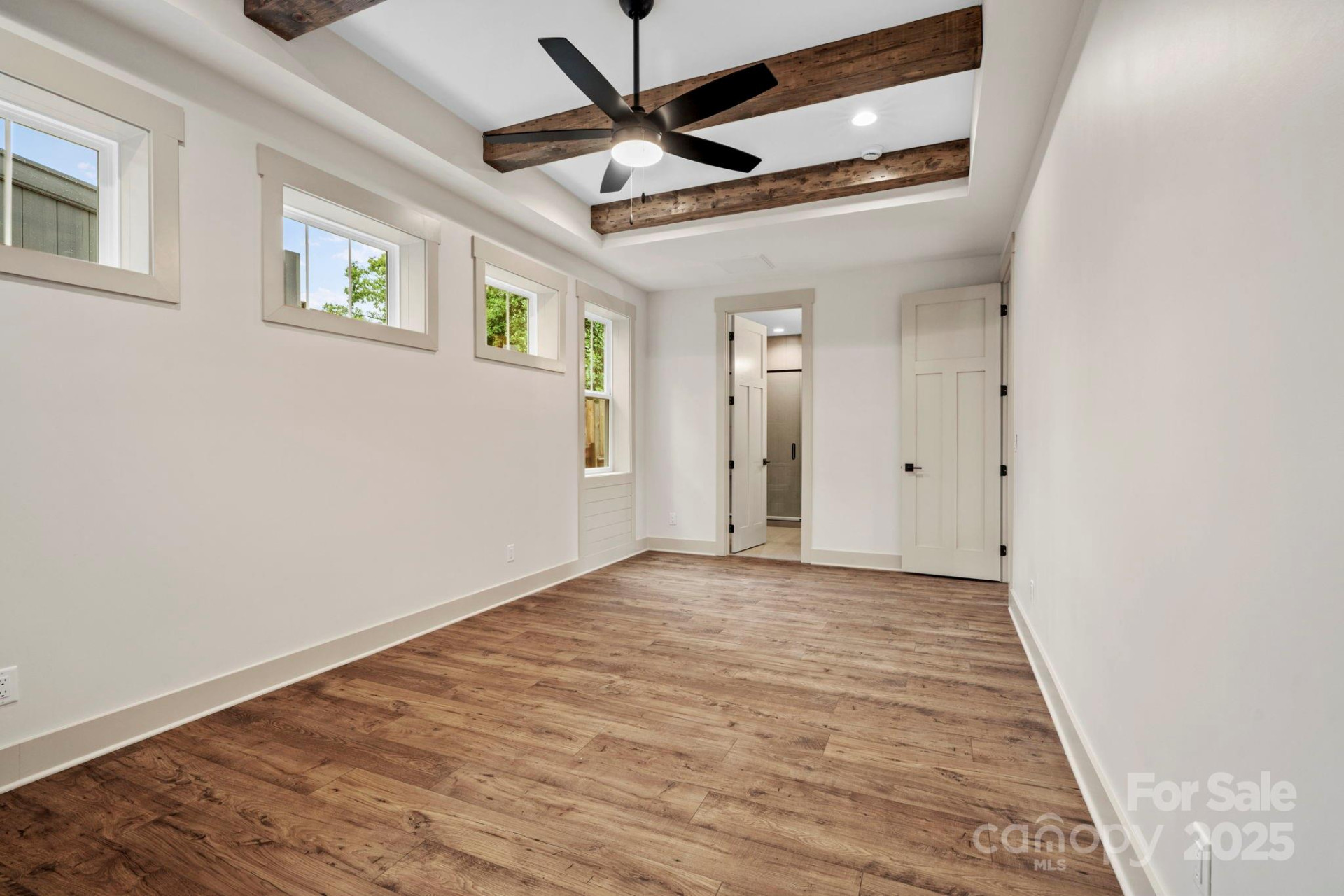 8 Heartleaf Circle - Photo 18