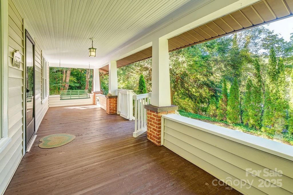 54 Spooks Branch Road - Photo 2