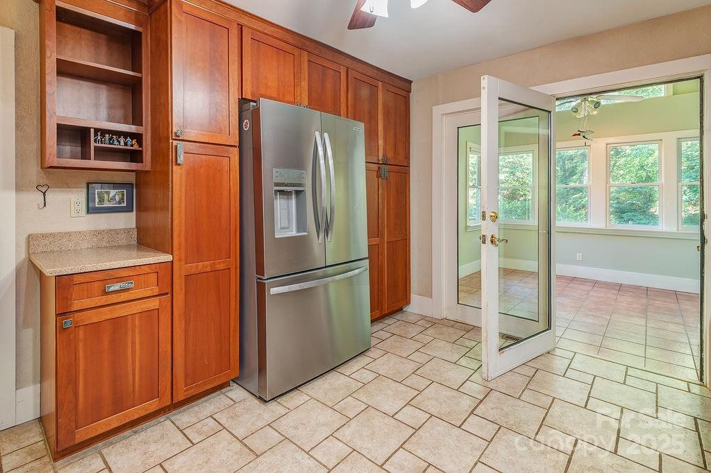 54 Spooks Branch Road - Photo 13