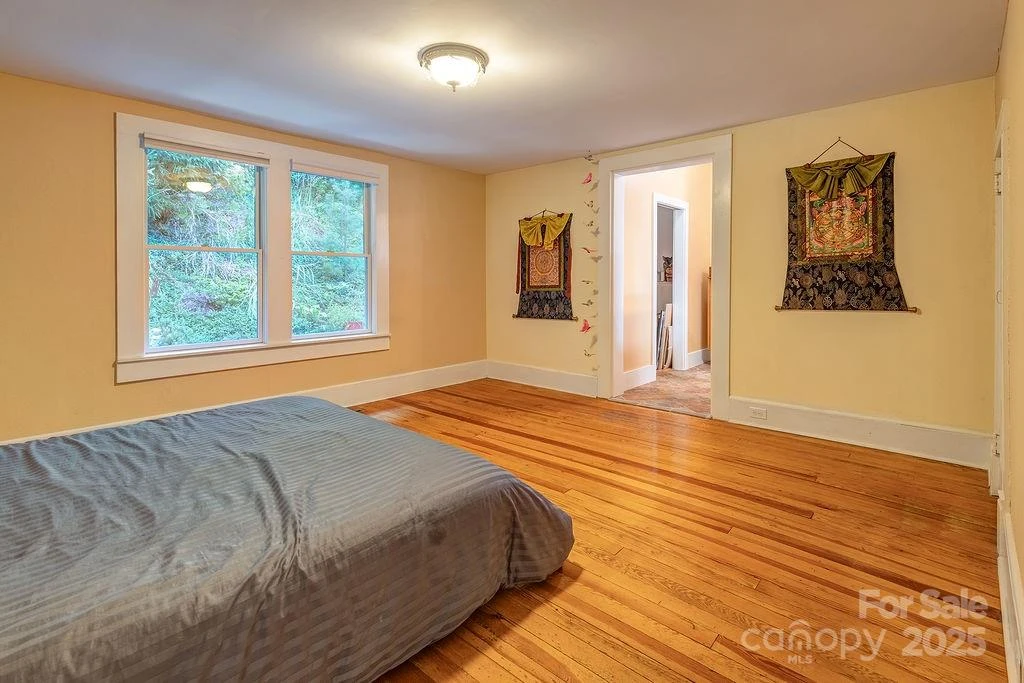 54 Spooks Branch Road - Photo 18