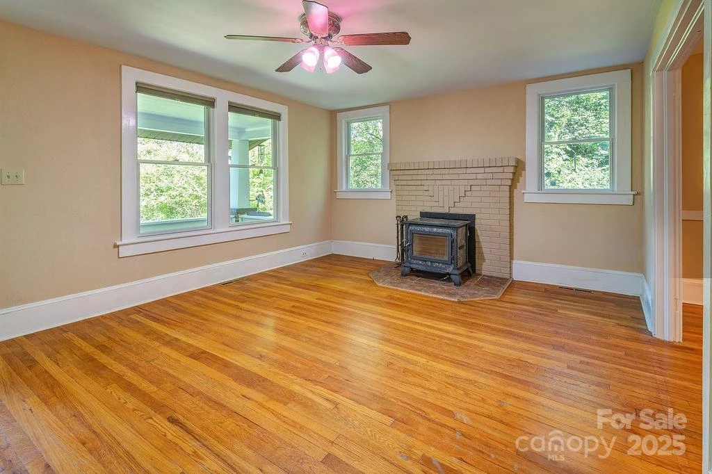 54 Spooks Branch Road - Photo 3
