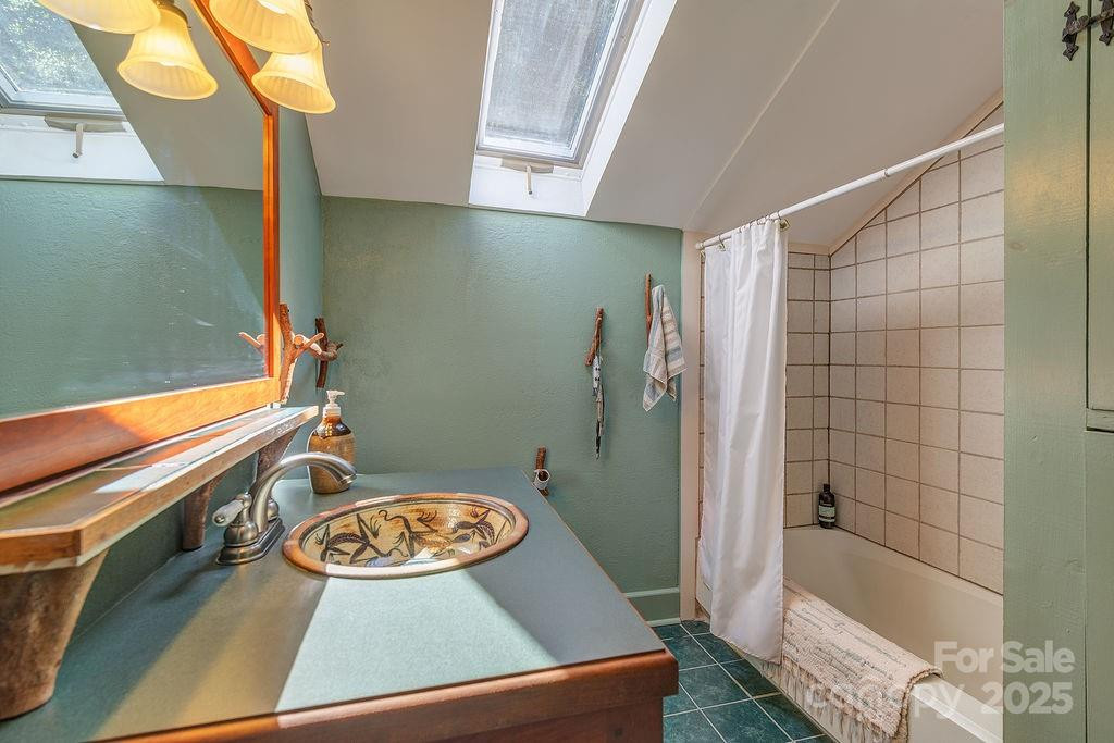 54 Spooks Branch Road - Photo 25