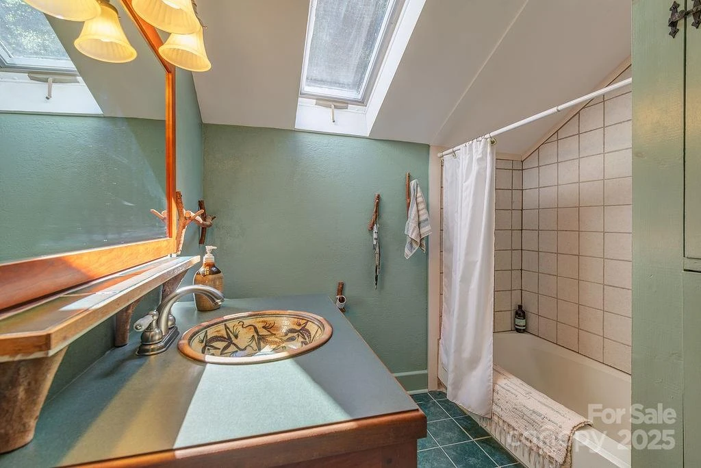 54 Spooks Branch Road - Photo 25