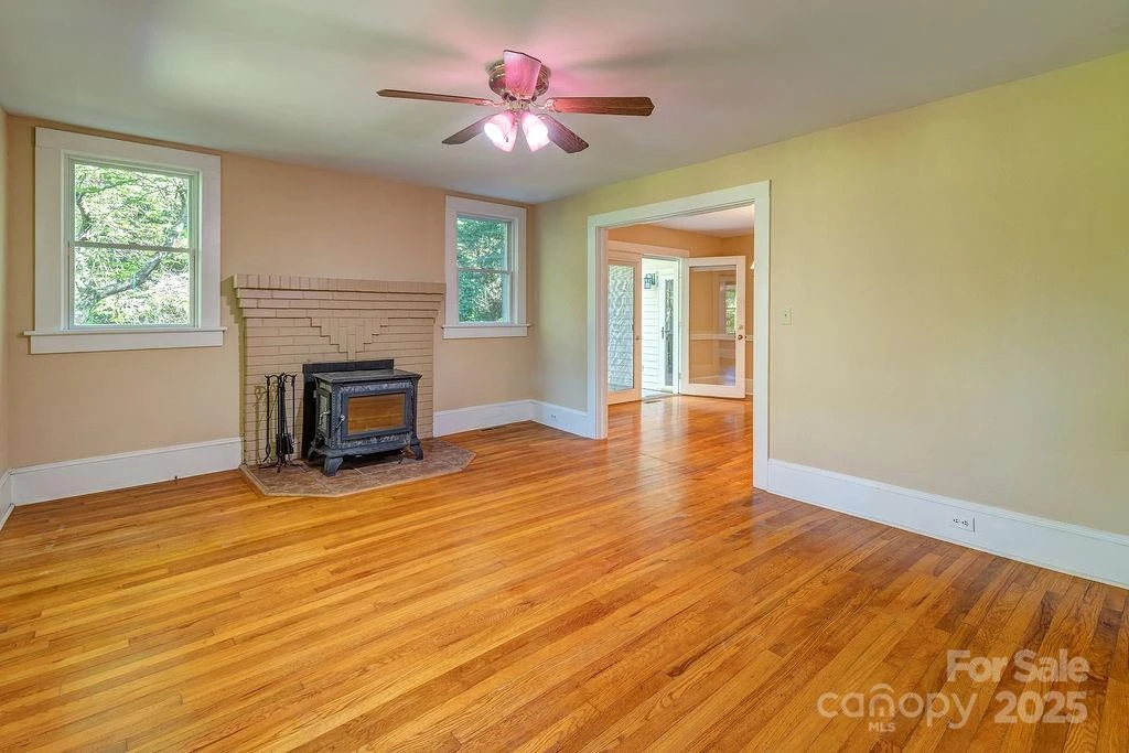 54 Spooks Branch Road - Photo 6