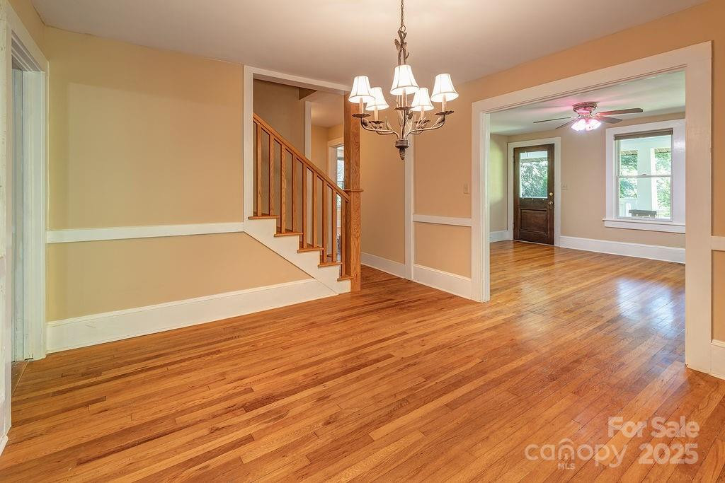 54 Spooks Branch Road - Photo 8