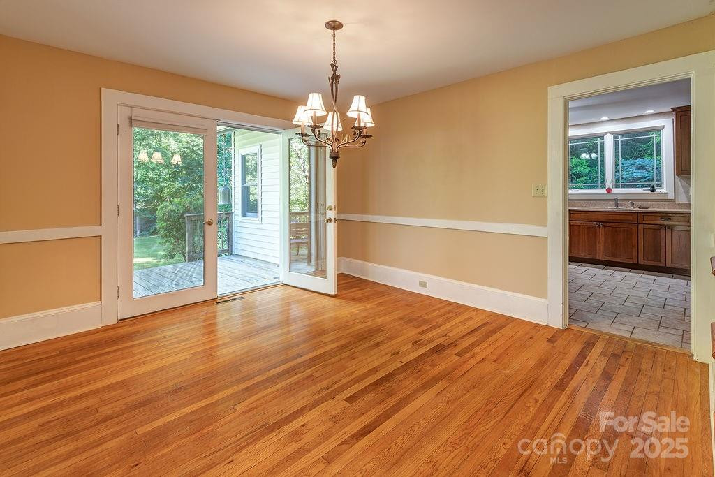 54 Spooks Branch Road - Photo 9