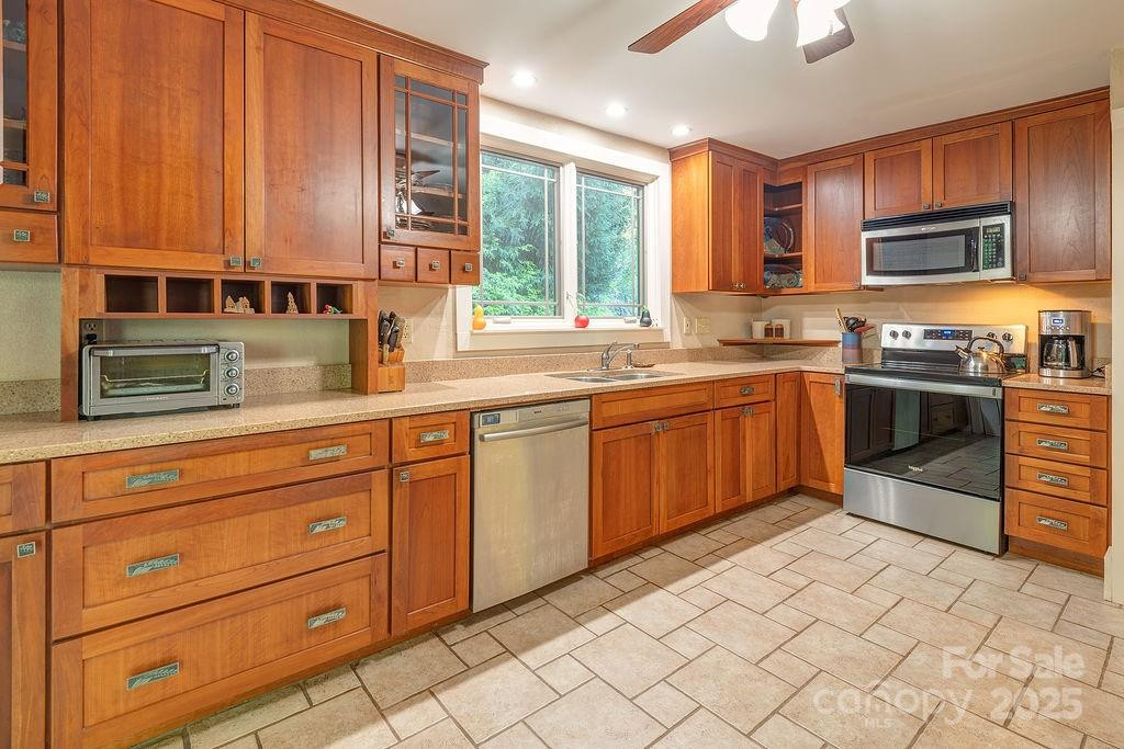 54 Spooks Branch Road - Photo 10