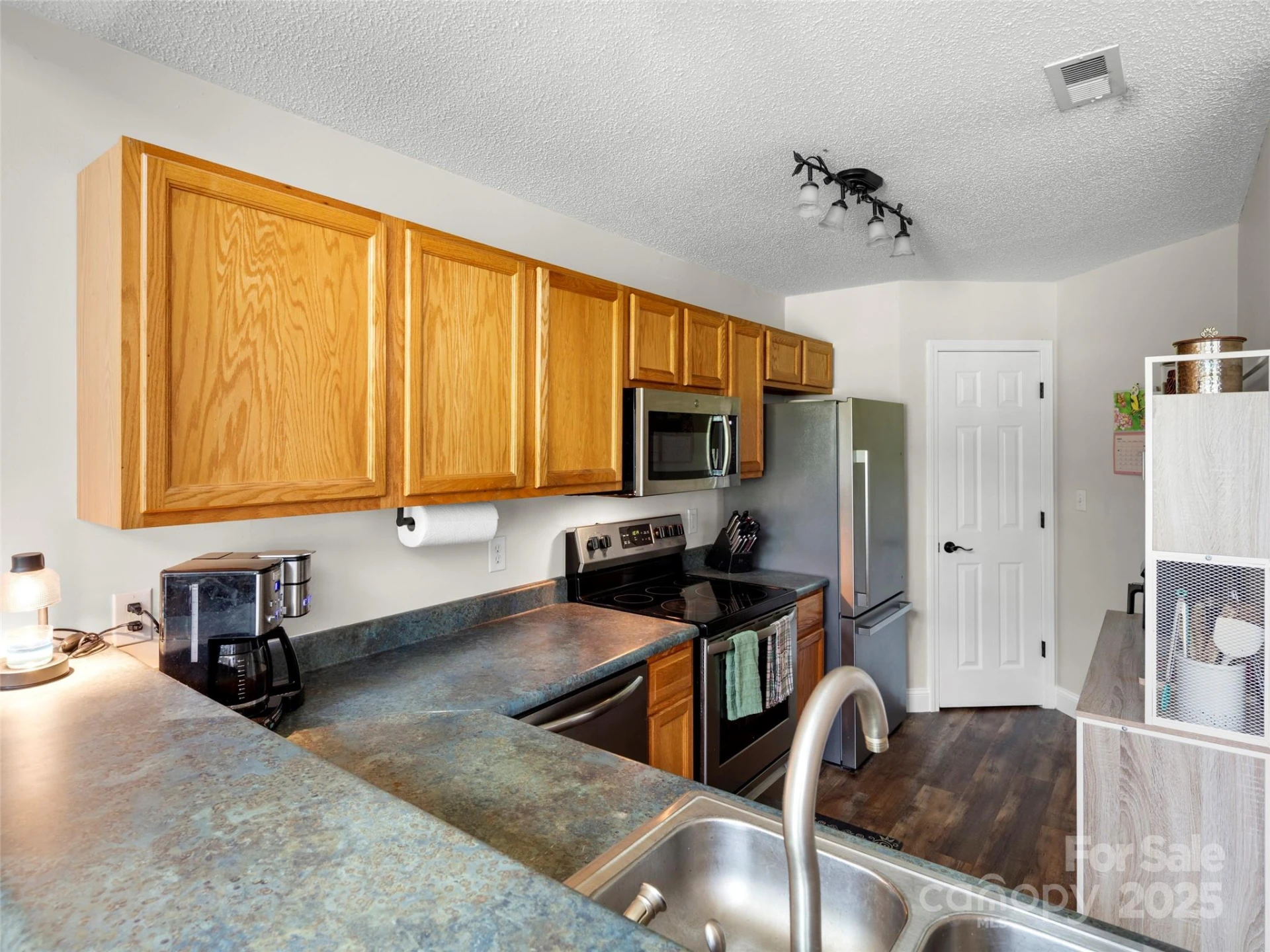 105 Farm Lane - Photo 8