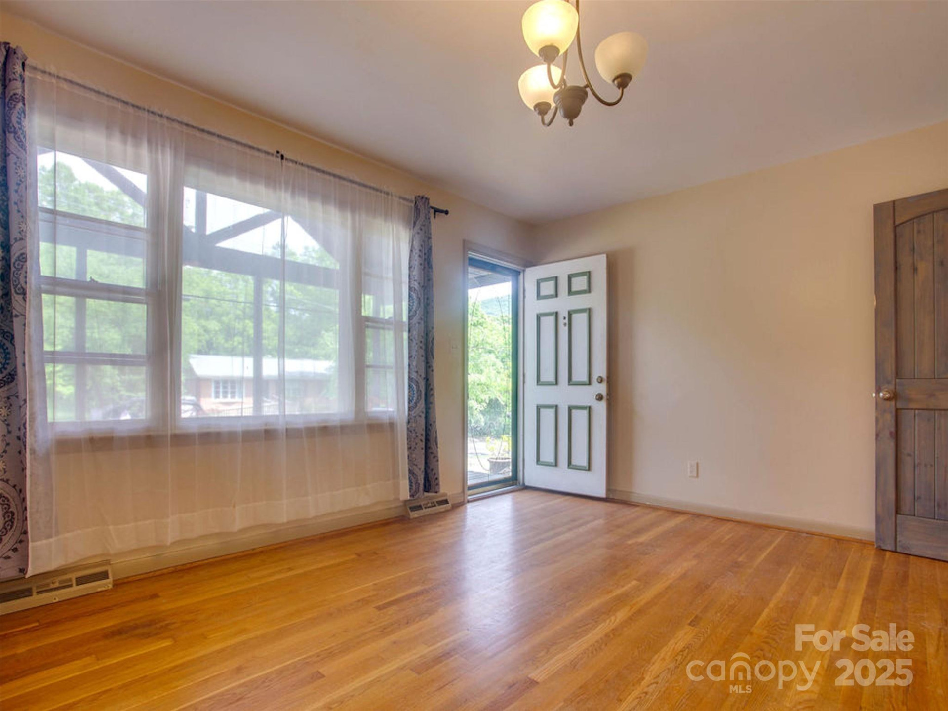 71 Pleasant Ridge Drive - Photo 3