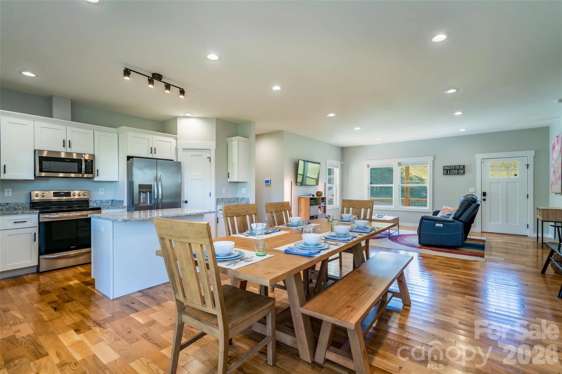 49 Temujin Drive - Photo 2