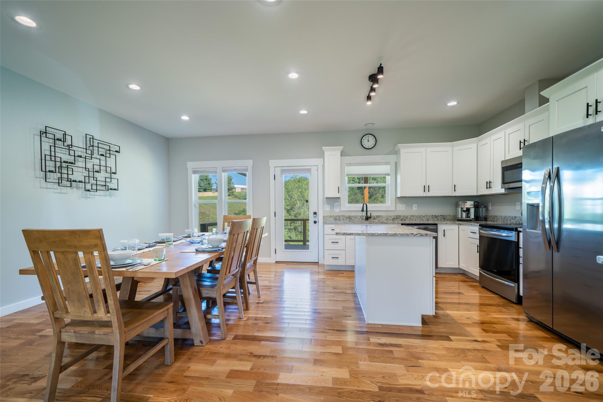 49 Temujin Drive - Photo 3