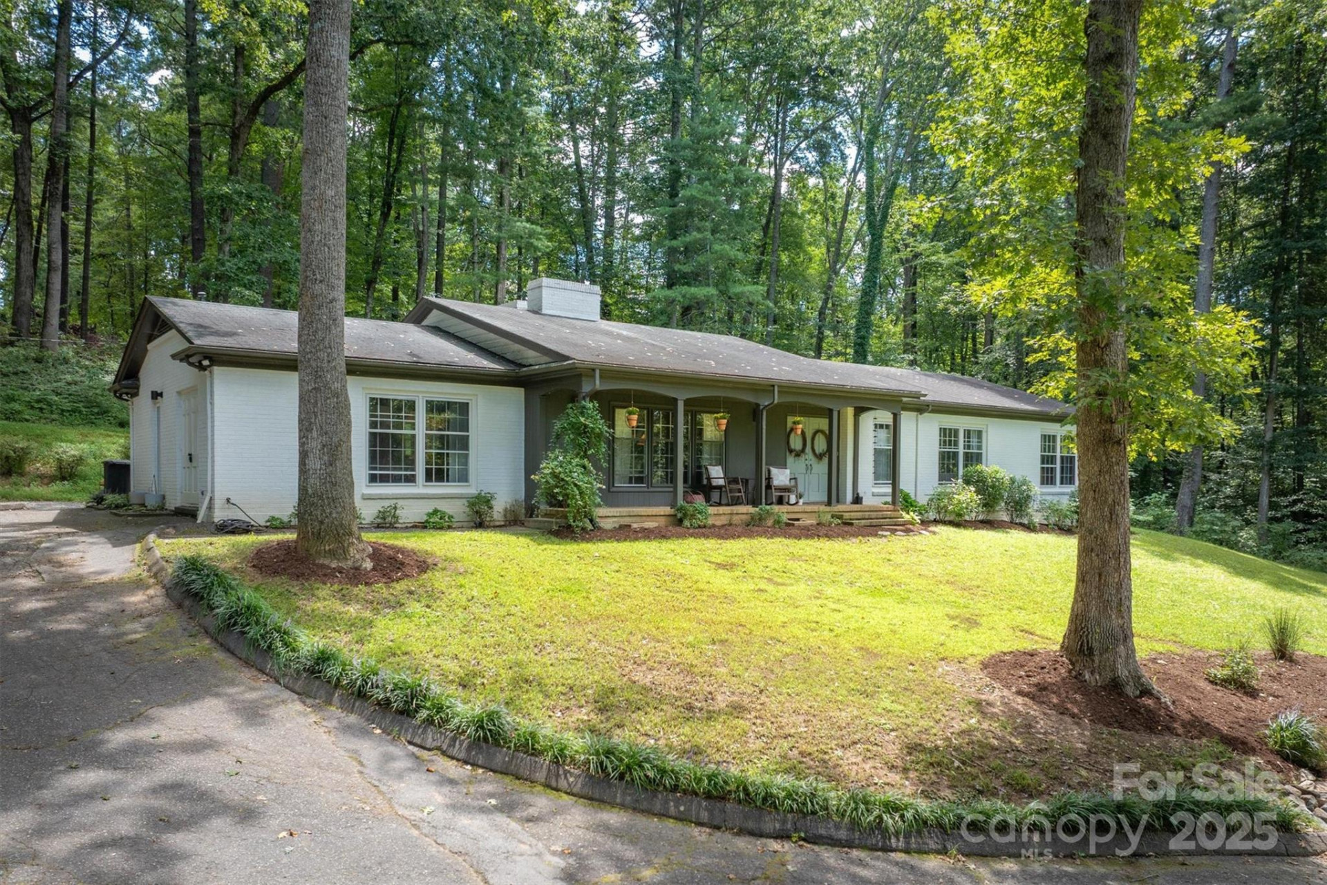 106 Woodside Place