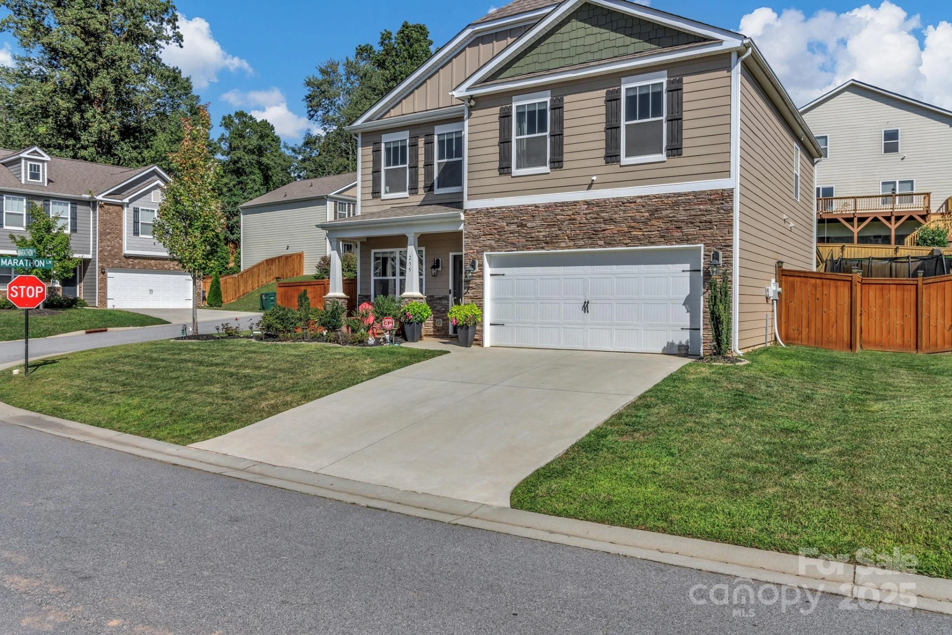 235 Marathon Lane - Photo 3