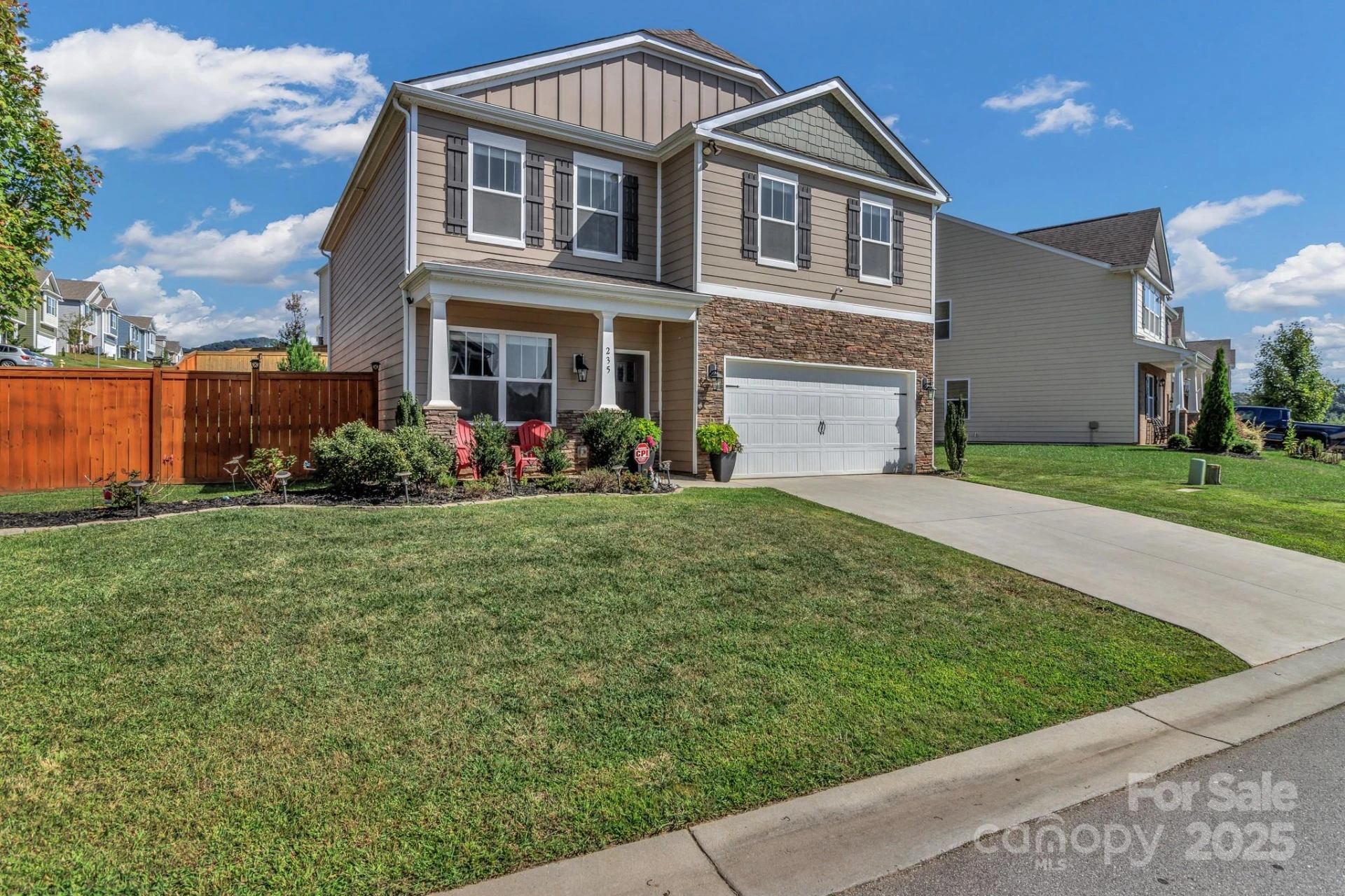 235 Marathon Lane - Photo 4