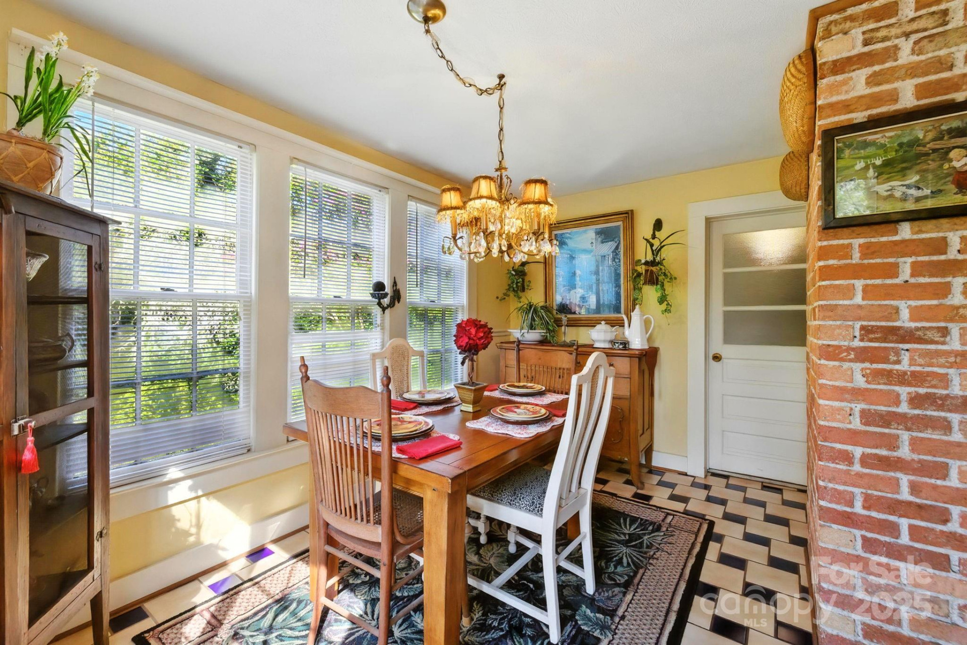 317 Courtland Boulevard - Photo 22