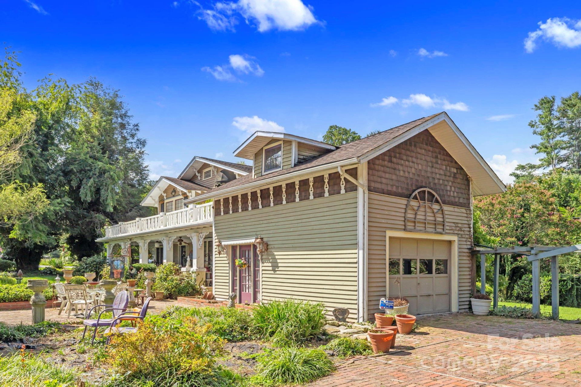 317 Courtland Boulevard - Photo 4