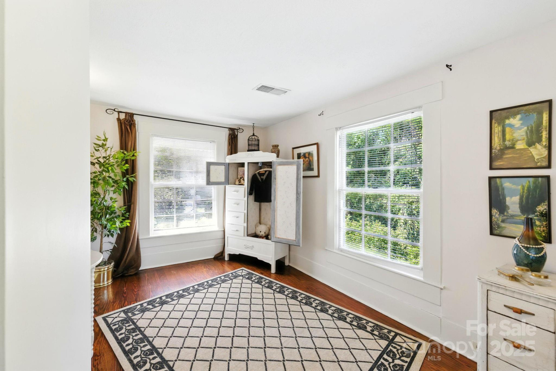 317 Courtland Boulevard - Photo 40