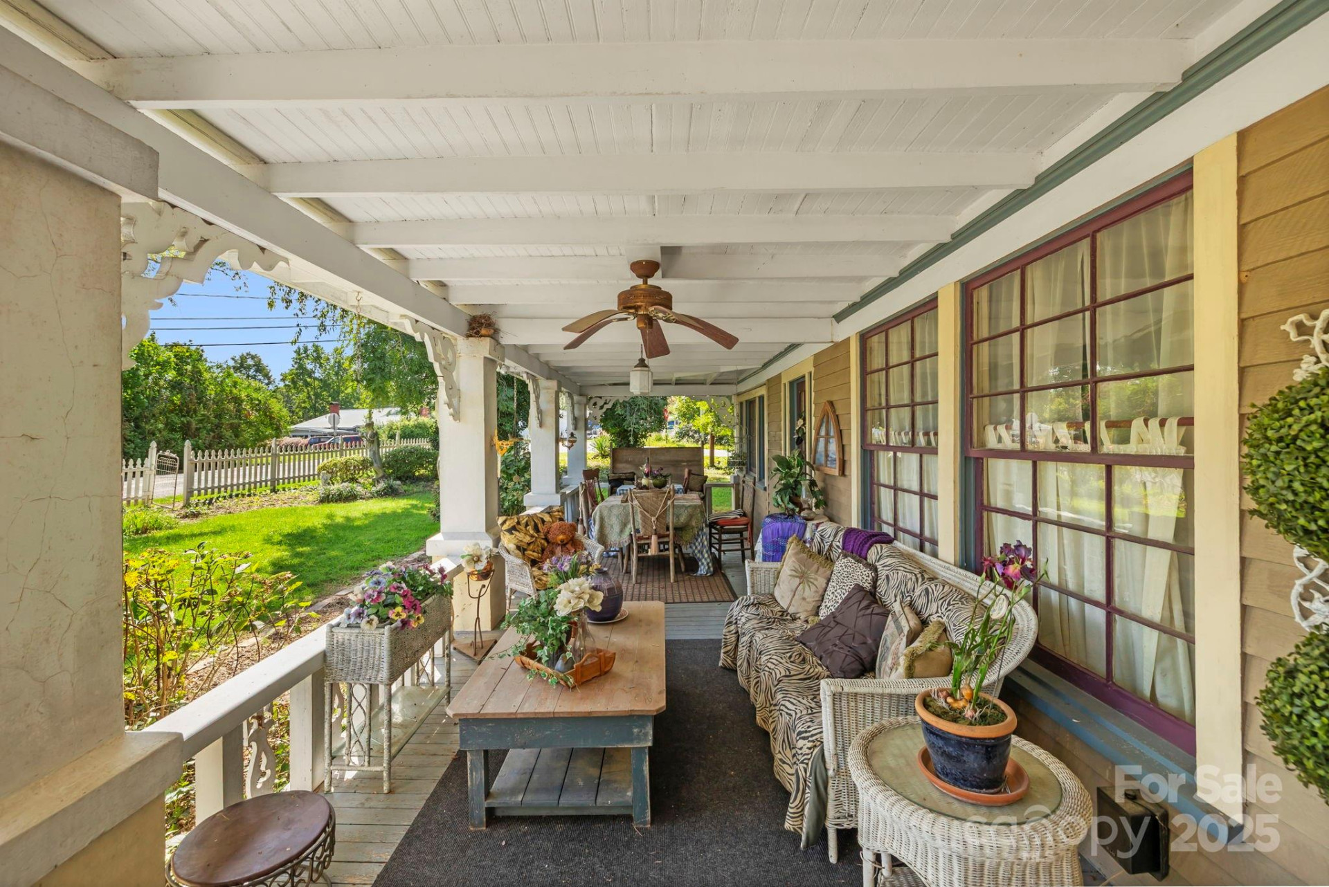 317 Courtland Boulevard - Photo 5