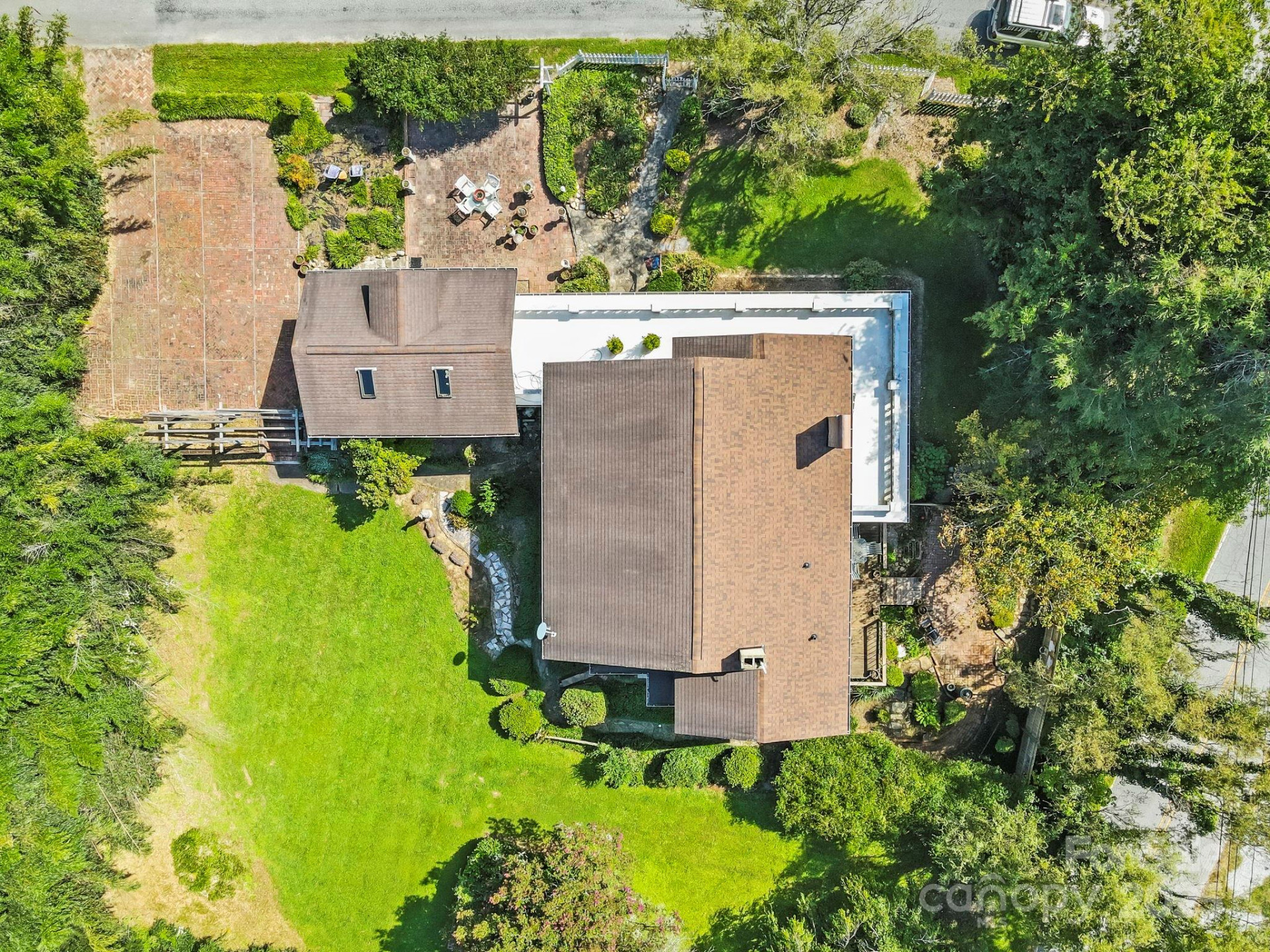 317 Courtland Boulevard - Photo 47