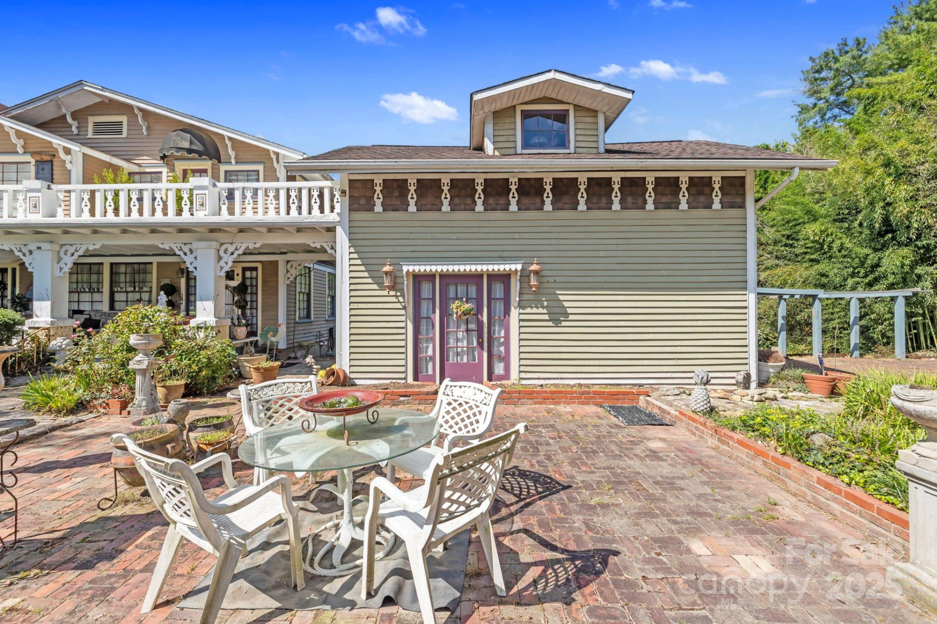 317 Courtland Boulevard - Photo 8