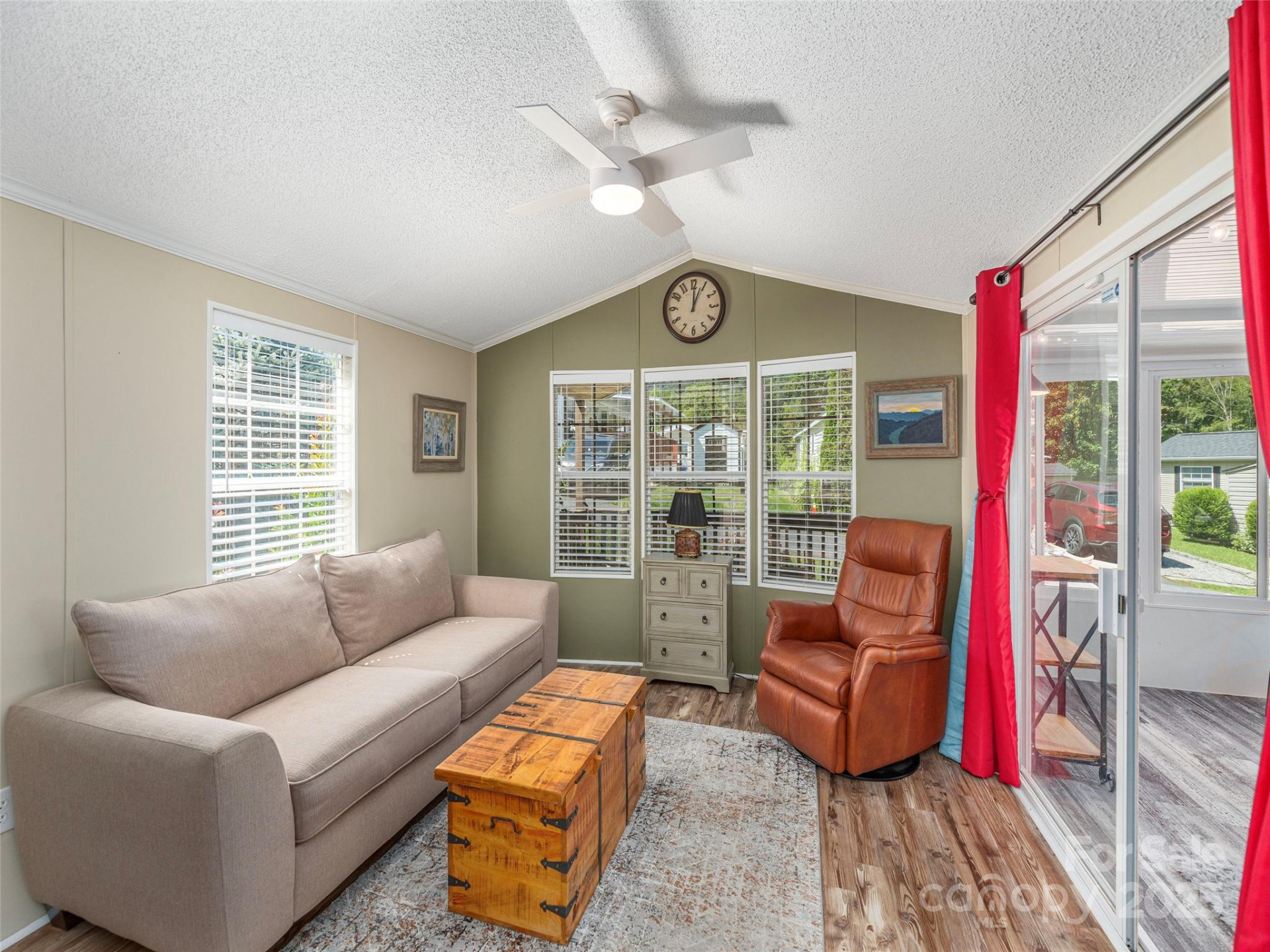 10 Valentine Drive - Photo 7