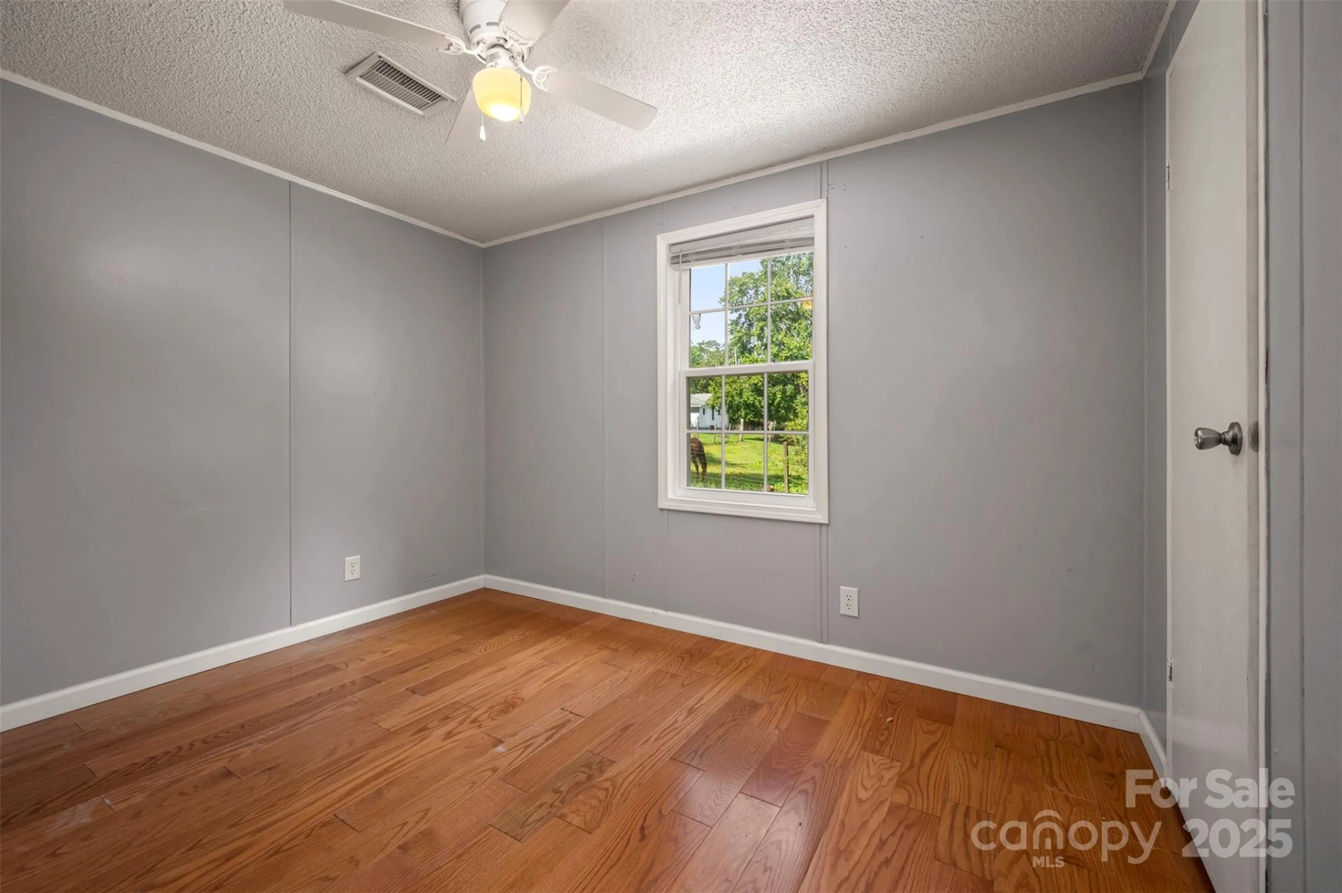 118 Aiken Street - Photo 12