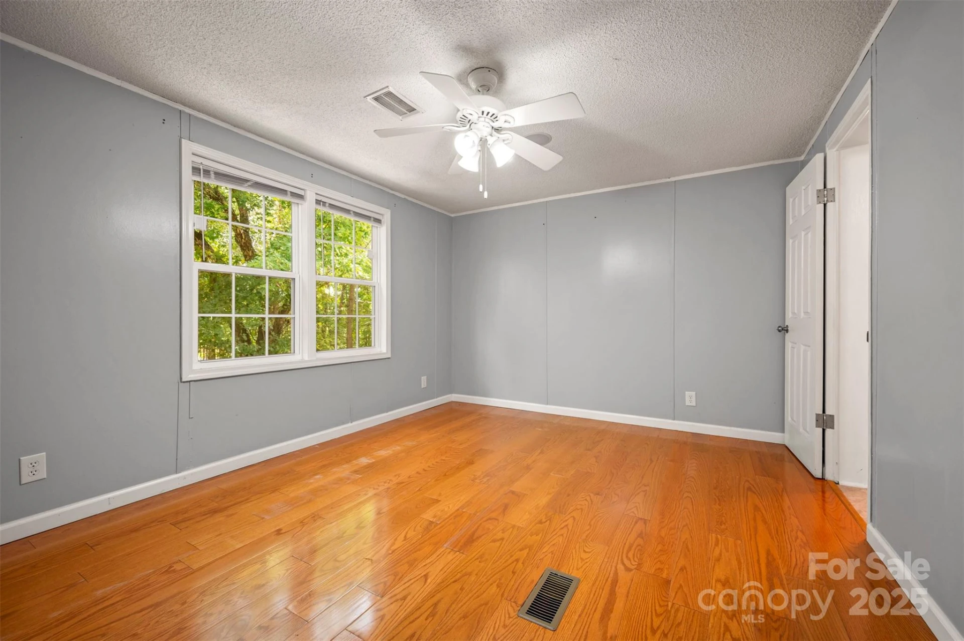118 Aiken Street - Photo 15