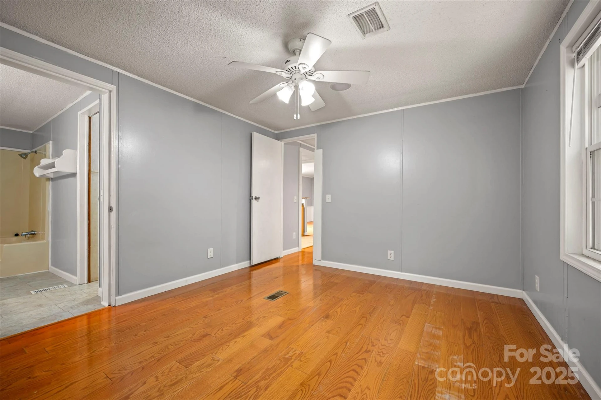 118 Aiken Street - Photo 16