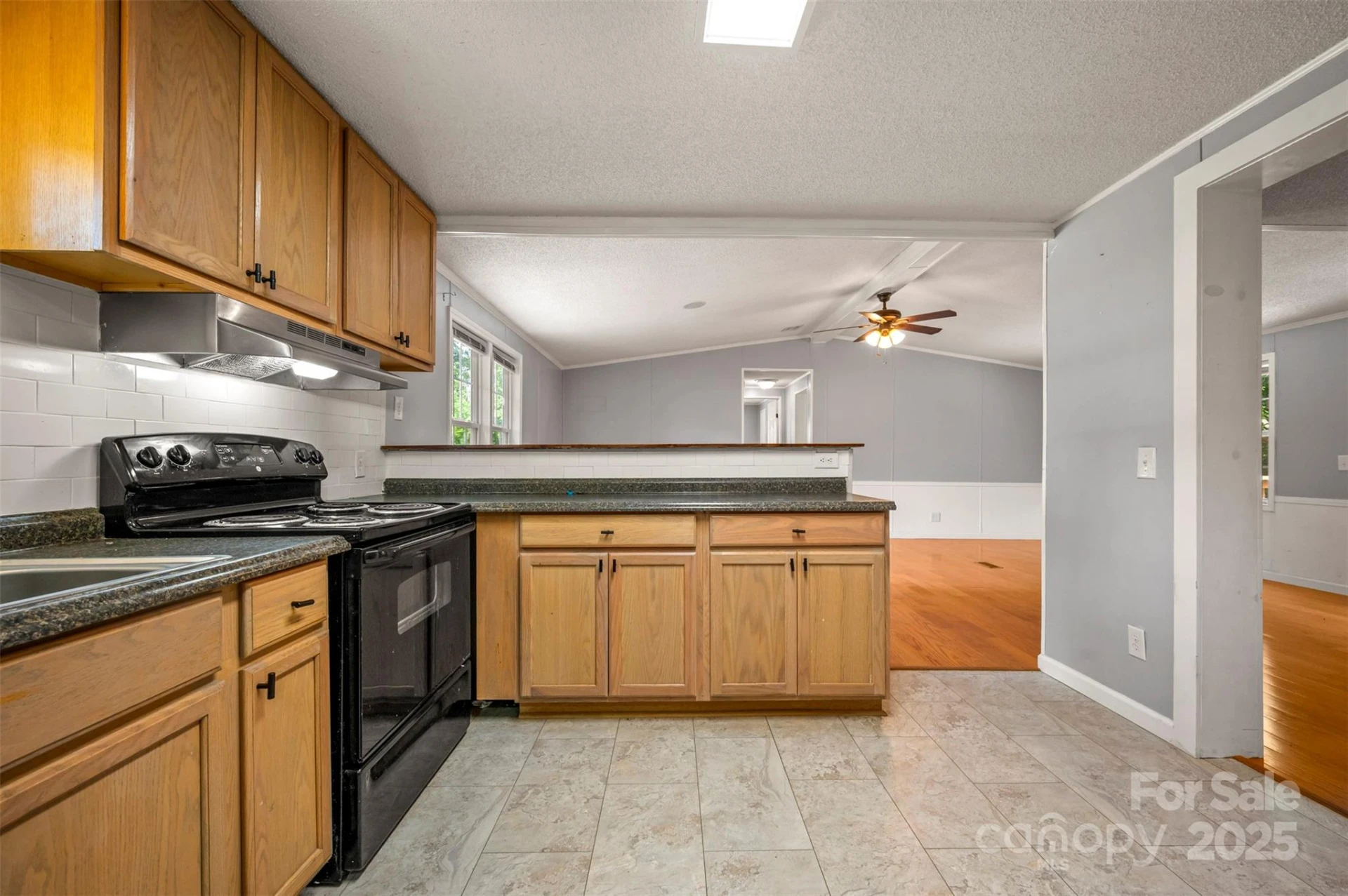 118 Aiken Street - Photo 10