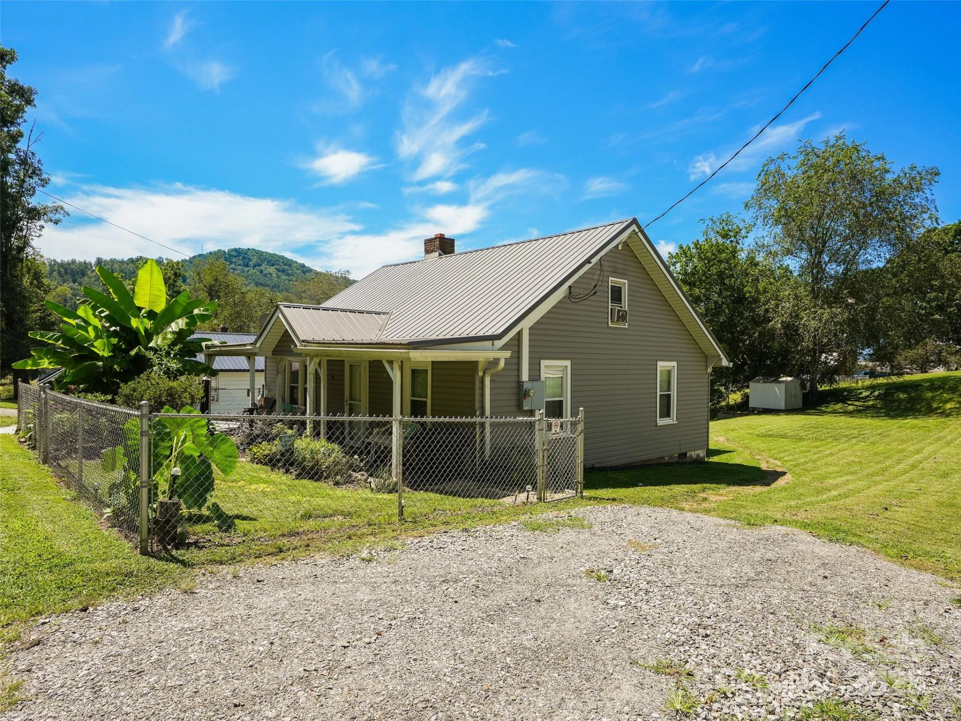 177 Dewey Avenue