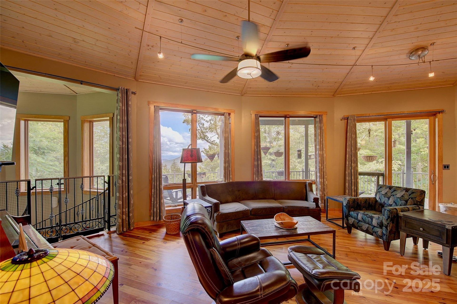 1024 Arrowhead Ridge Road - Photo 13