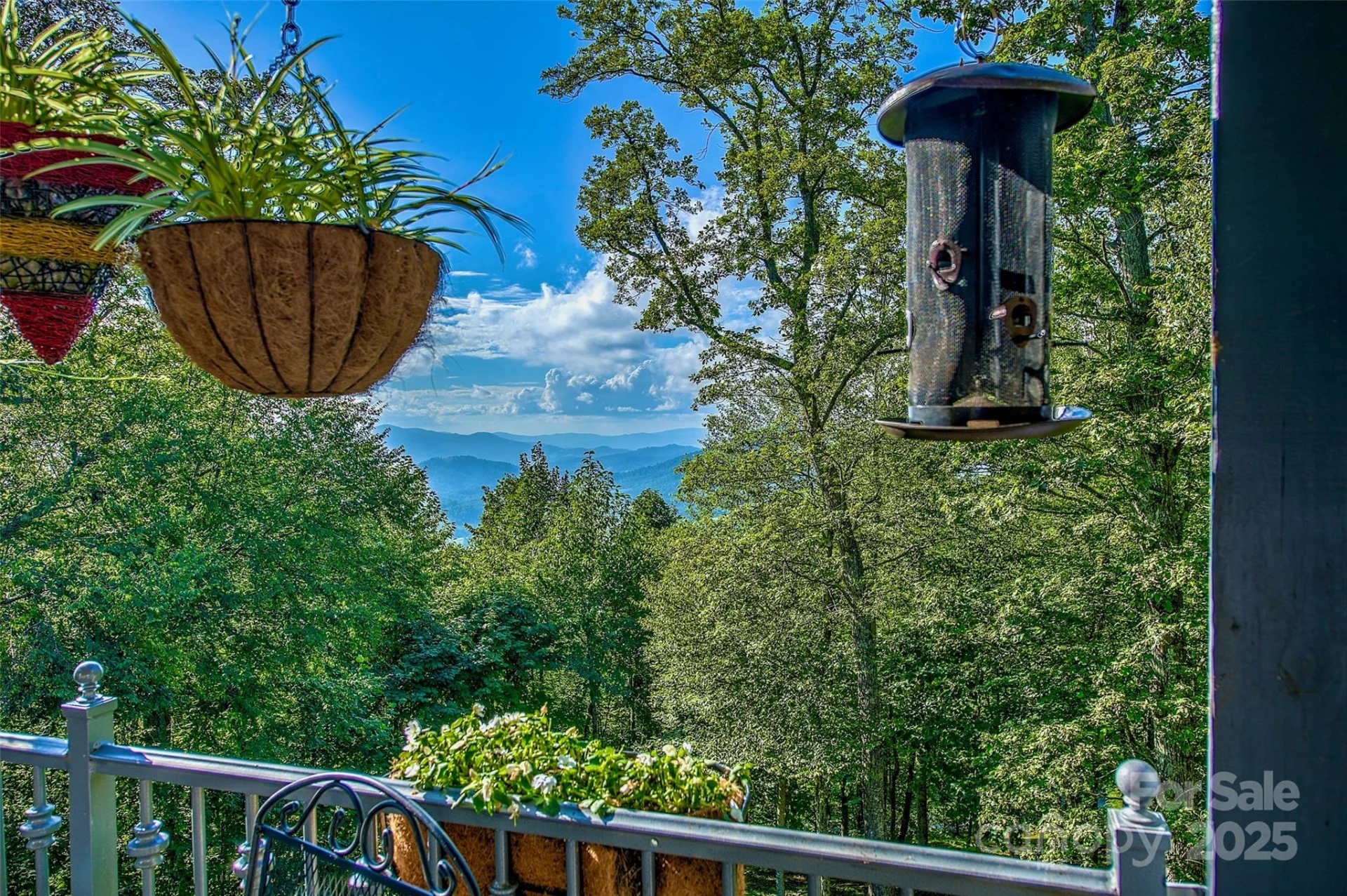 1024 Arrowhead Ridge Road - Photo 5