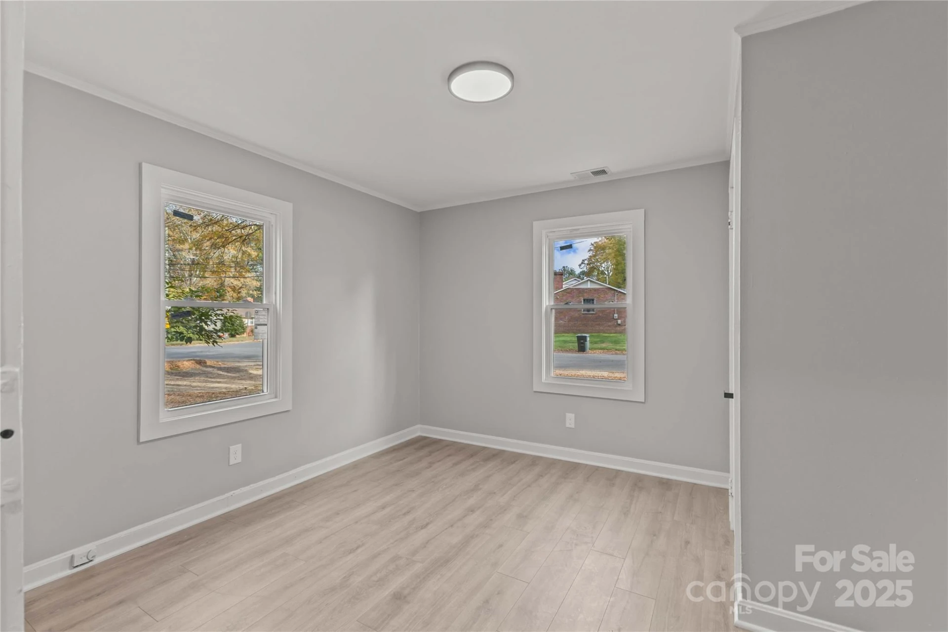 816 Miller Street - Photo 16
