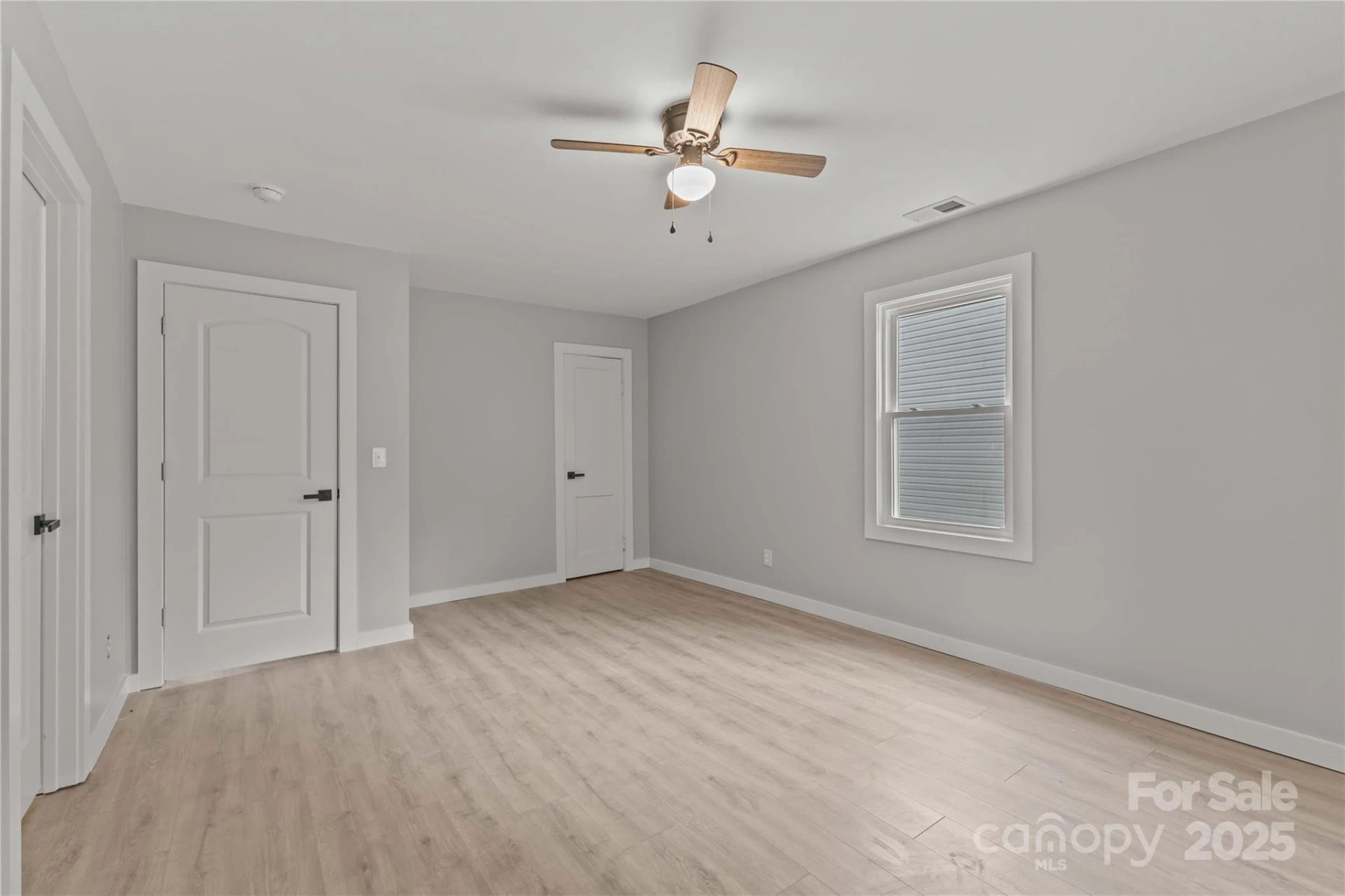 816 Miller Street - Photo 9