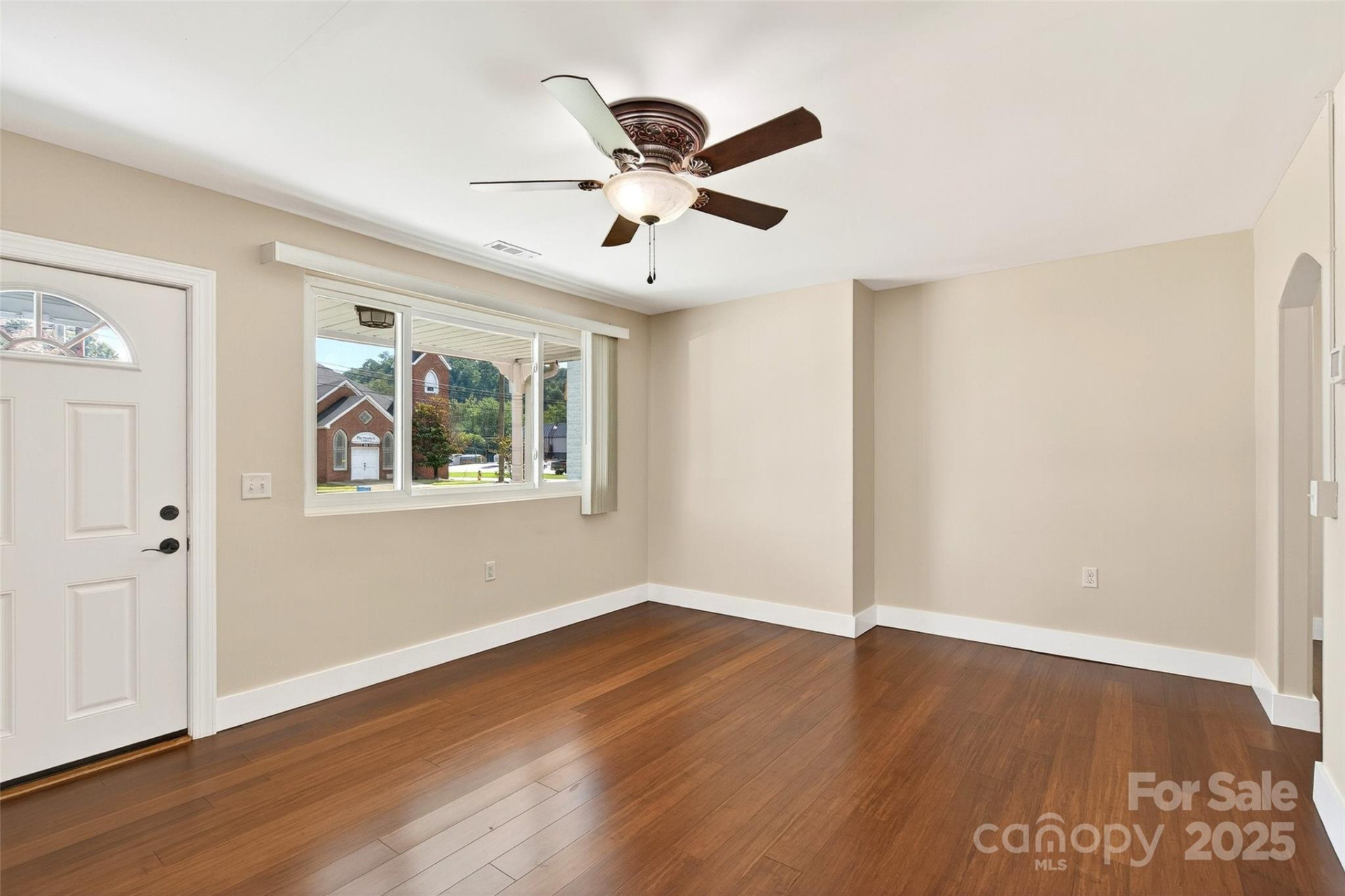 262 Catawba Avenue - Photo 10