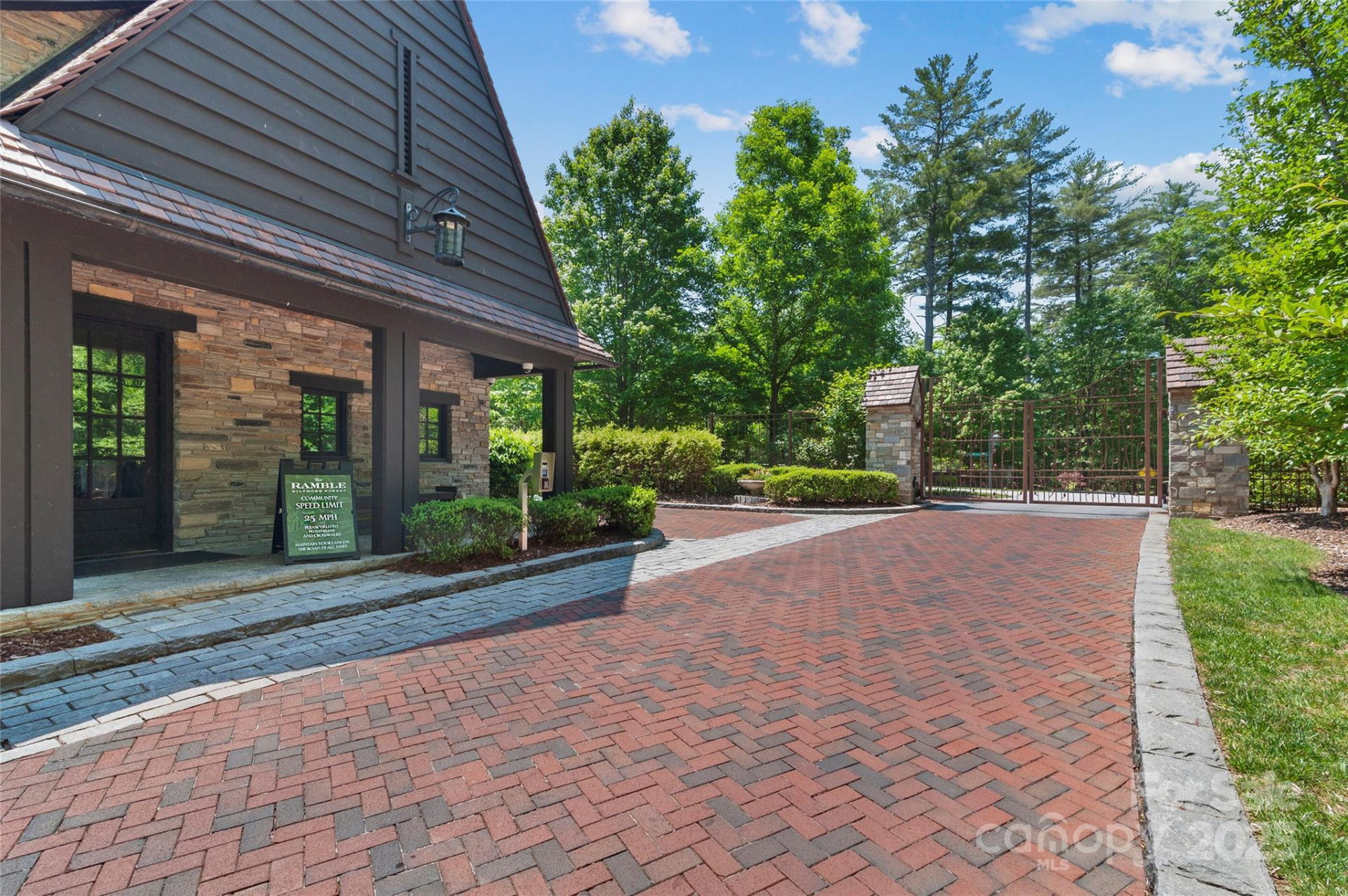 15 Mirehouse Run - Photo 16