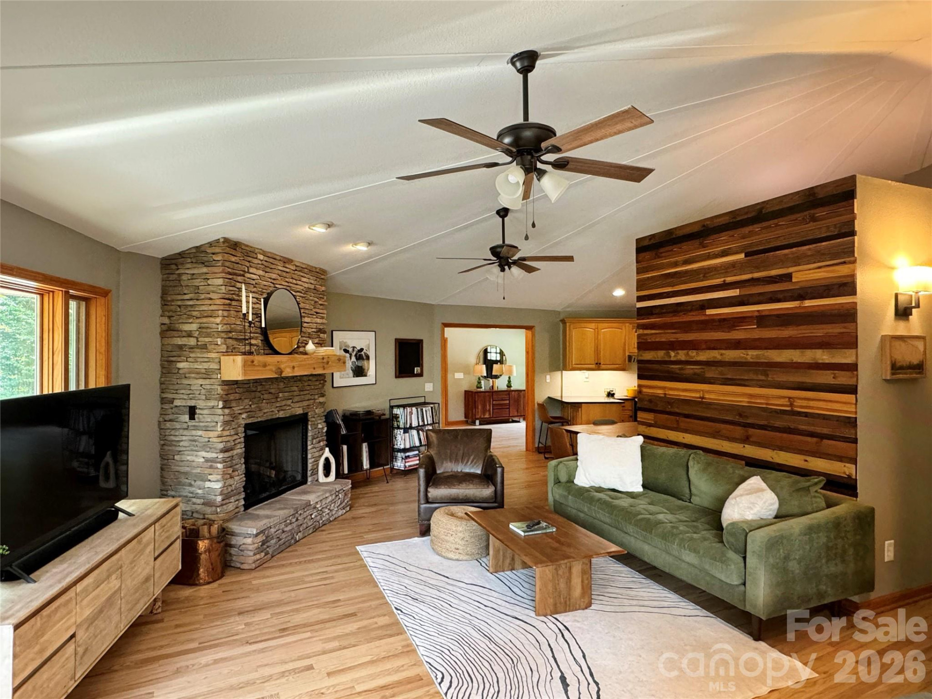 939 Morgan Hill Road - Photo 3