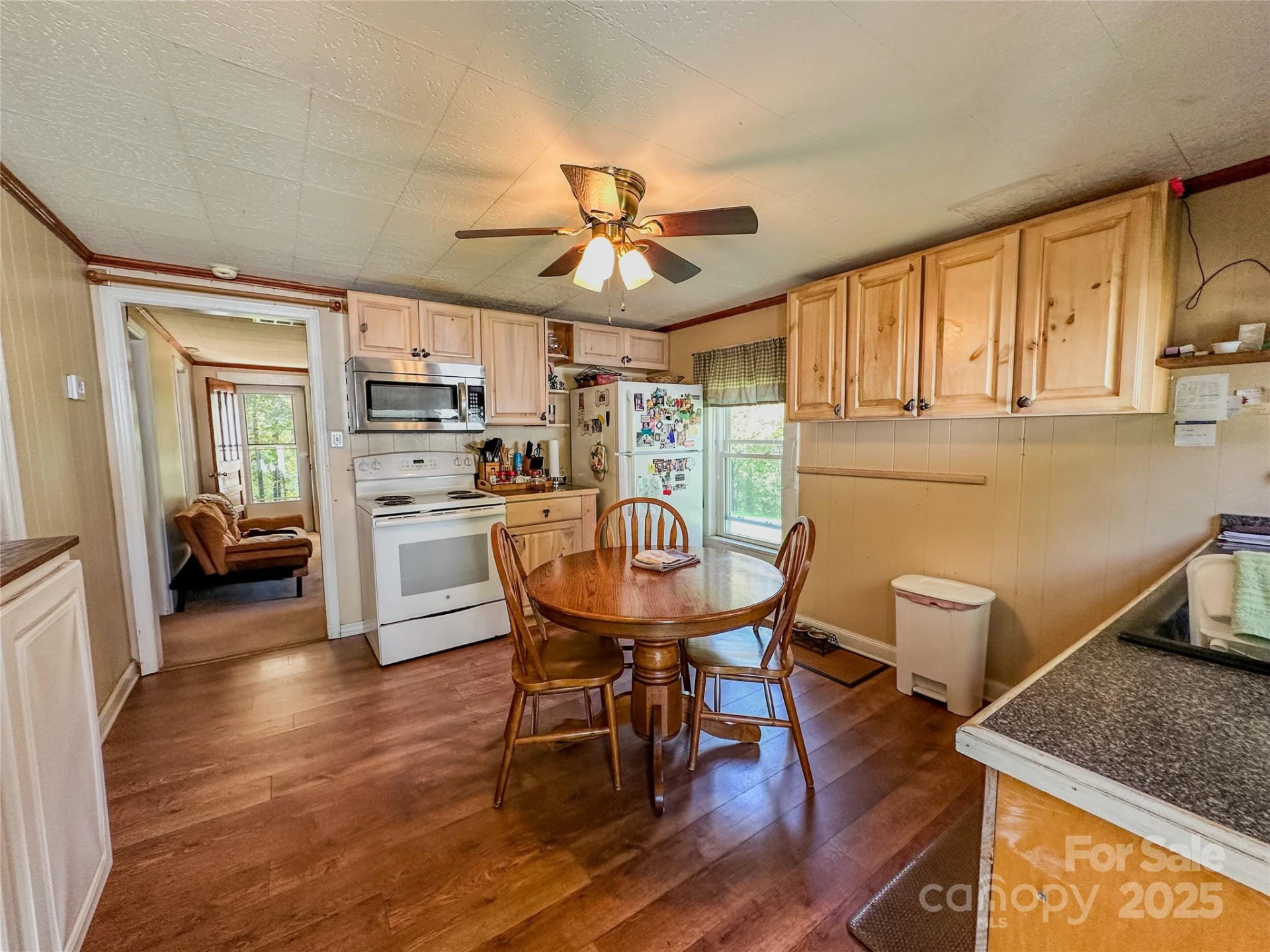241 Canada Road - Photo 7