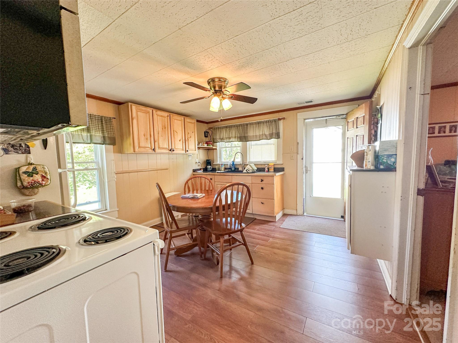 241 Canada Road - Photo 8