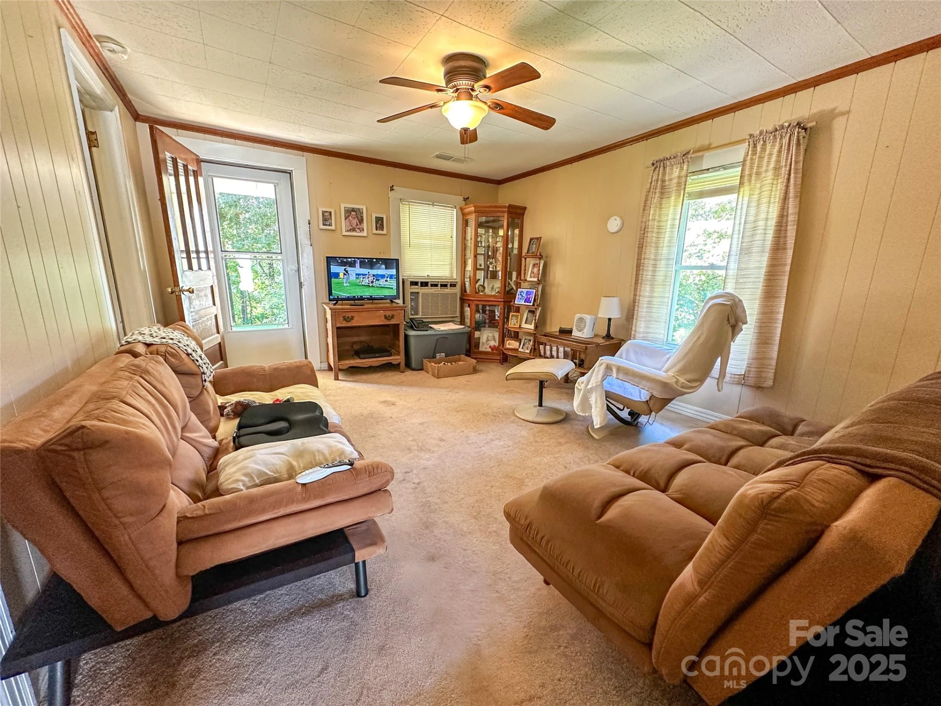 241 Canada Road - Photo 10