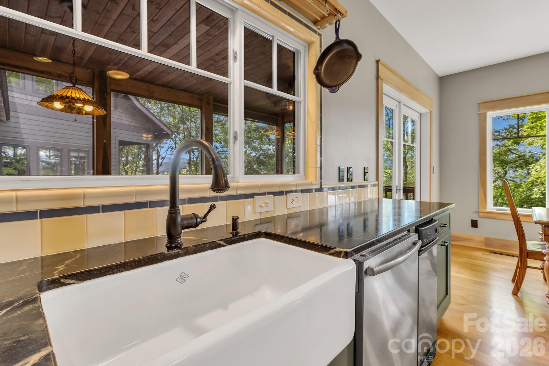 875 Creston Drive - Photo 13