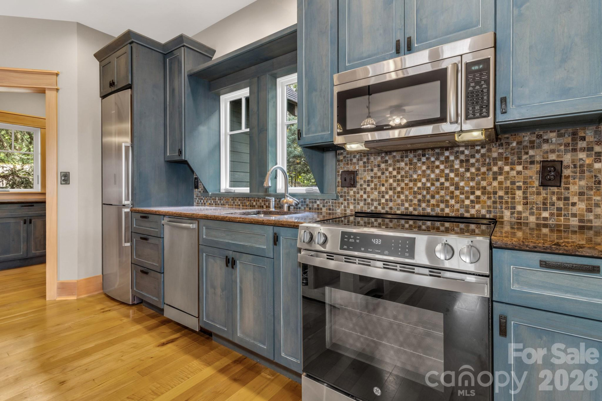 875 Creston Drive - Photo 34