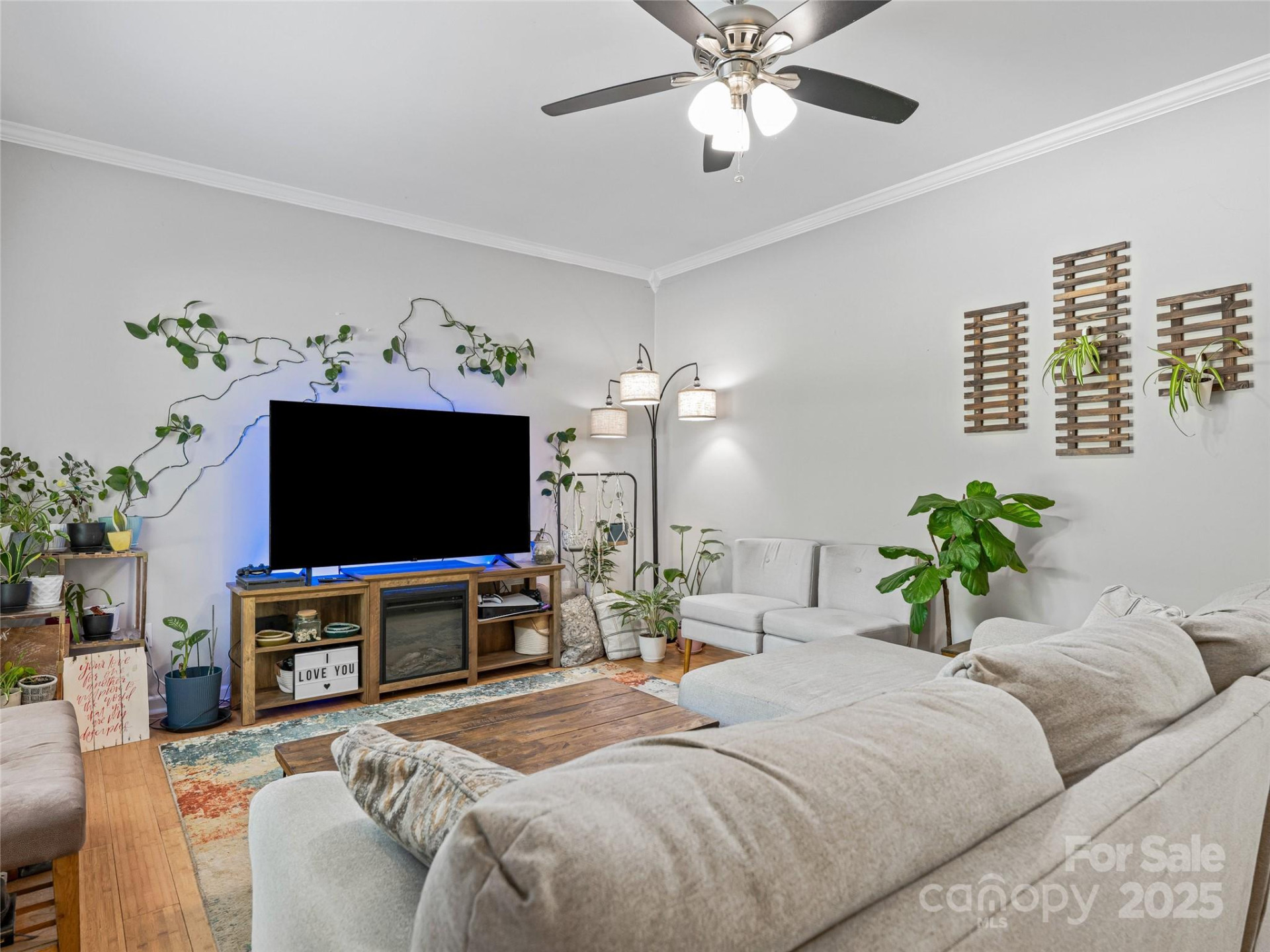 404 Villas Court - Photo 3