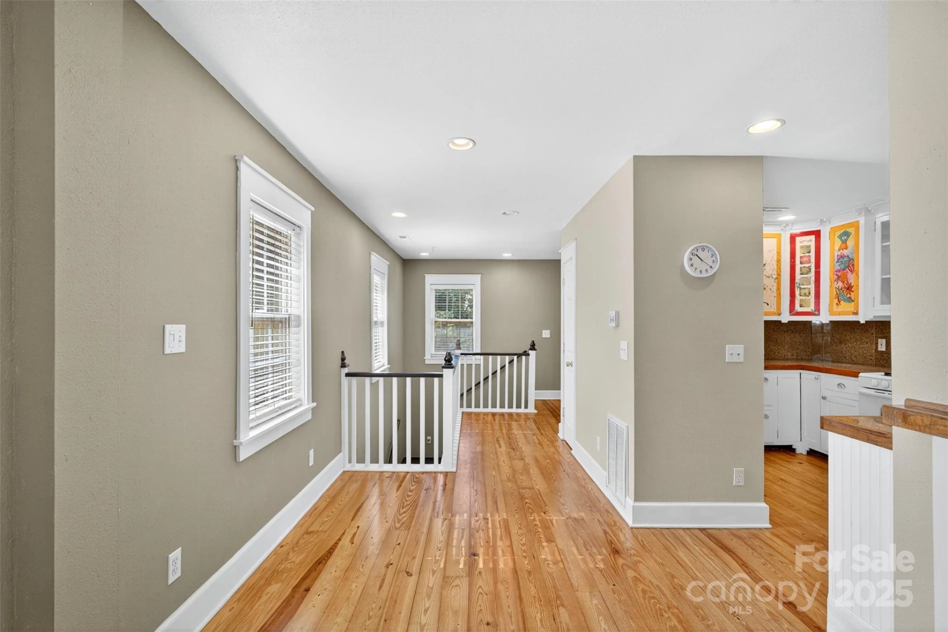 160 Howard Street - Photo 11